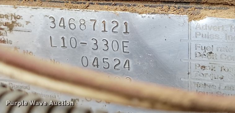 image for item OH9319 1993 International 9400 truck cab and chassis