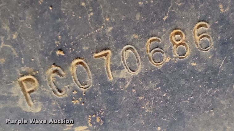 image for item OH9319 1993 International 9400 truck cab and chassis