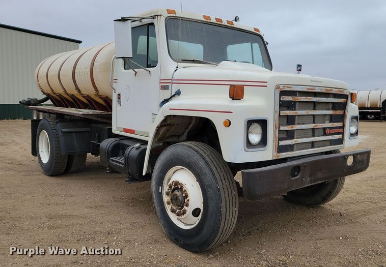 image for item OH9321 1988 International  1955 tank truck