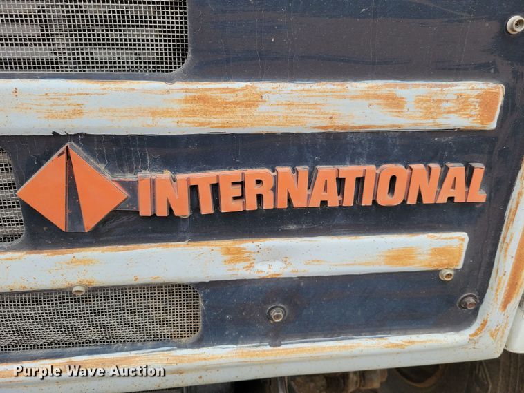 image for item OH9321 1988 International  1955 tank truck