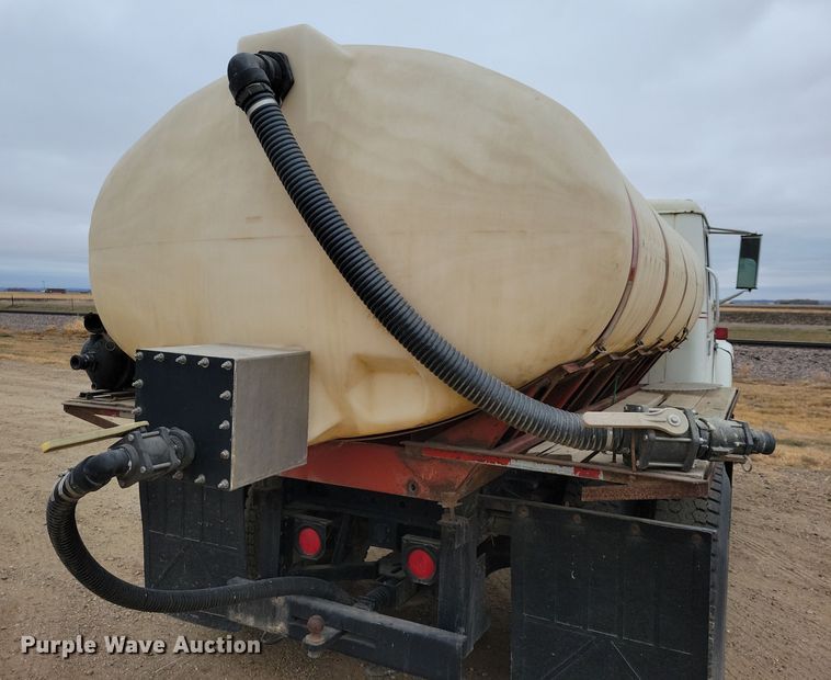 image for item OH9321 1988 International  1955 tank truck