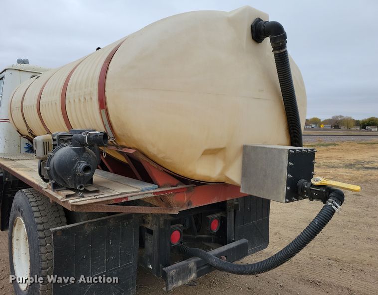 image for item OH9321 1988 International  1955 tank truck