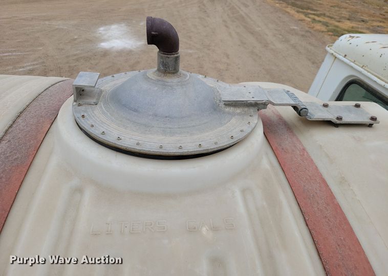 image for item OH9321 1988 International  1955 tank truck