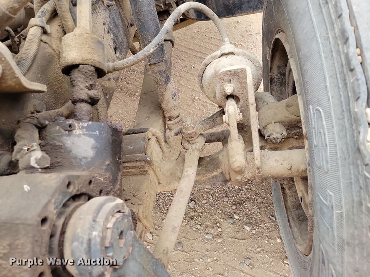 image for item OH9321 1988 International  1955 tank truck