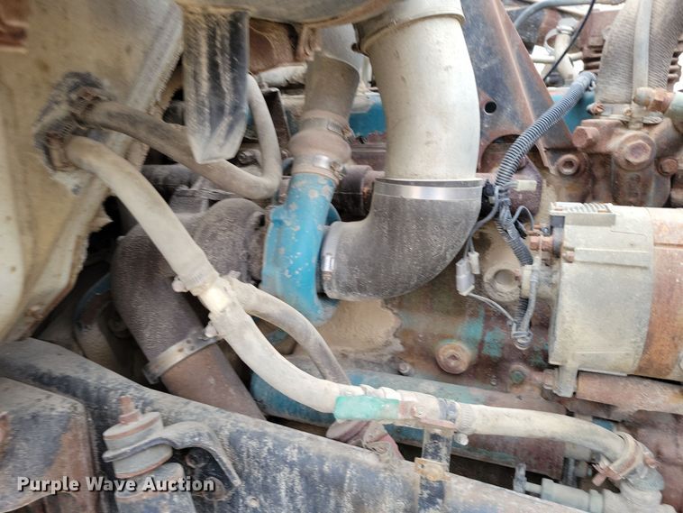 image for item OH9321 1988 International  1955 tank truck