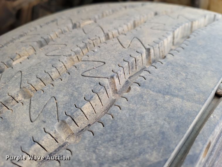 image for item OH9321 1988 International  1955 tank truck