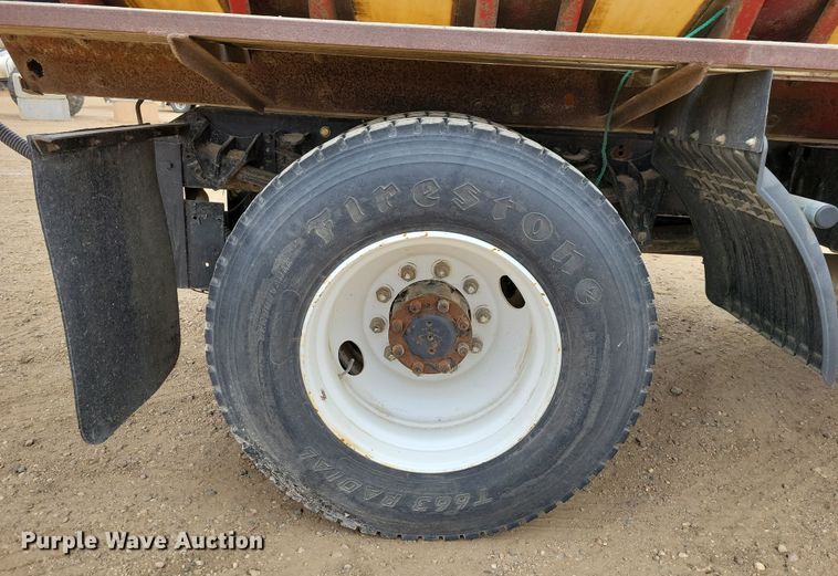 image for item OH9321 1988 International  1955 tank truck