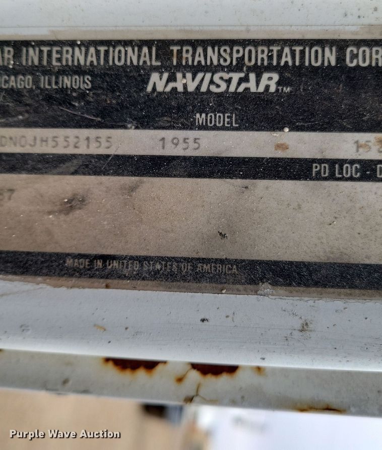 image for item OH9321 1988 International  1955 tank truck