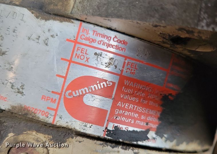 image for item OH9322 1991 International  9400 truck cab and chassis