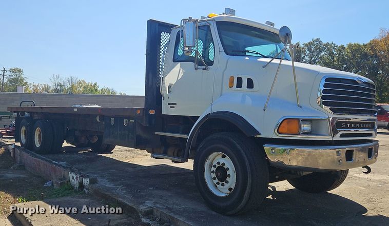 image for item OJ9879 2007 Sterling  flatbed truck