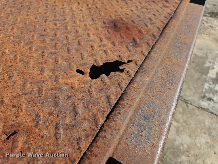 image for item OJ9879 2007 Sterling  flatbed truck