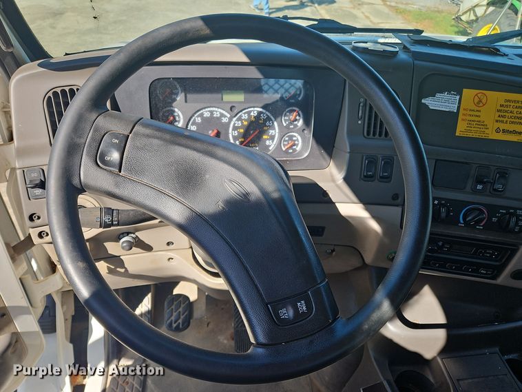 image for item OJ9879 2007 Sterling  flatbed truck