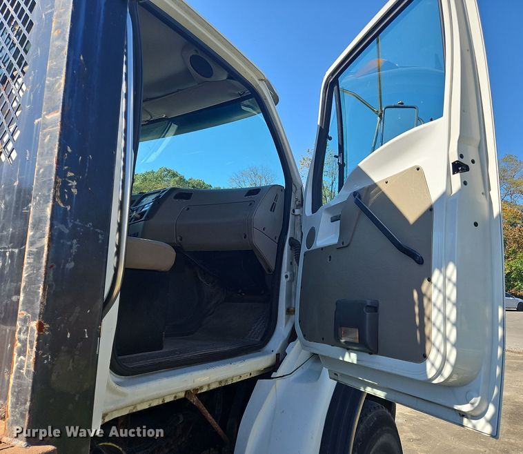 image for item OJ9879 2007 Sterling  flatbed truck