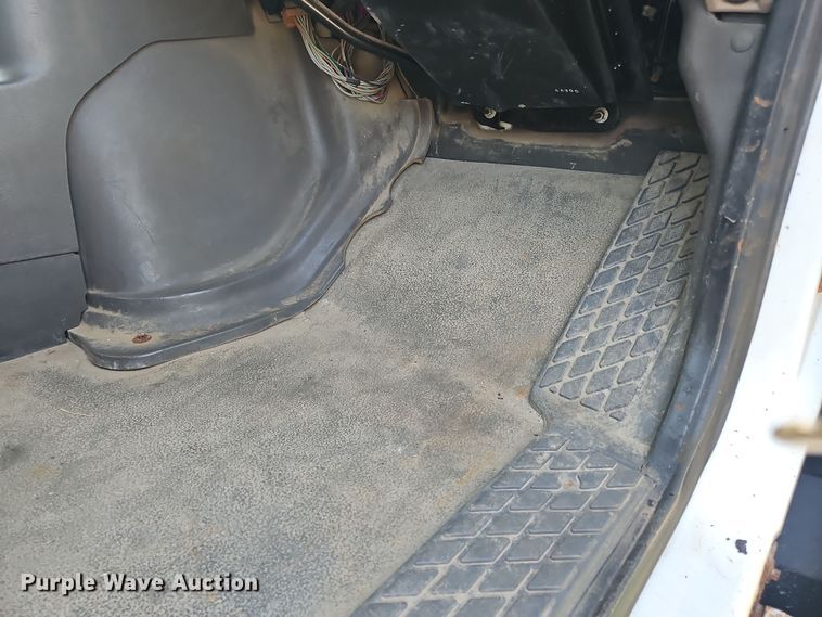 image for item OJ9879 2007 Sterling  flatbed truck