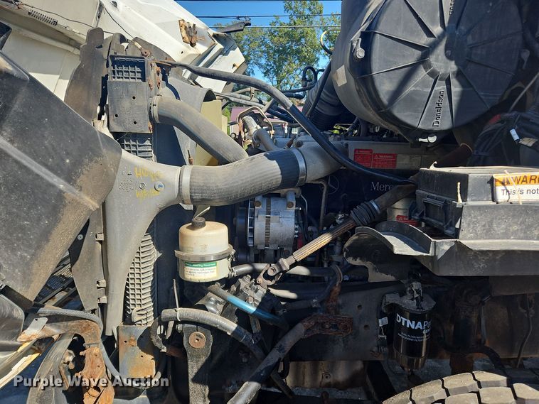 image for item OJ9879 2007 Sterling  flatbed truck