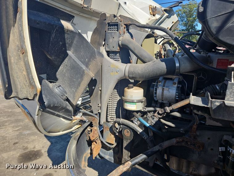 image for item OJ9879 2007 Sterling  flatbed truck