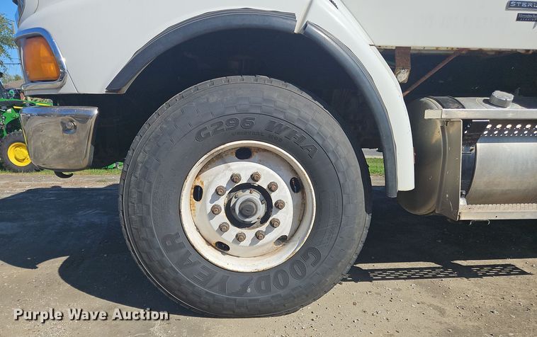 image for item OJ9879 2007 Sterling  flatbed truck