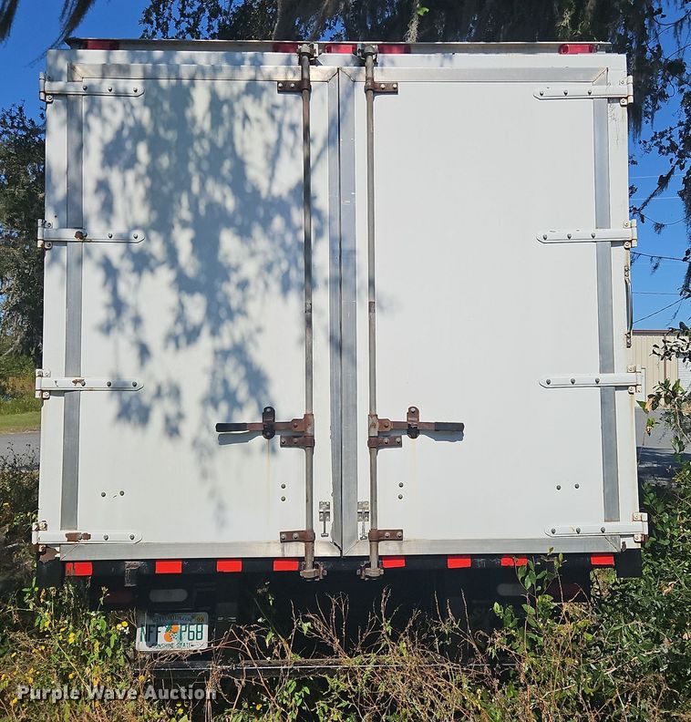 image for item OJ9895 2019 Chevrolet  Silverado 5500 box truck