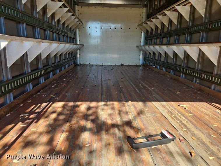 image for item OJ9895 2019 Chevrolet  Silverado 5500 box truck