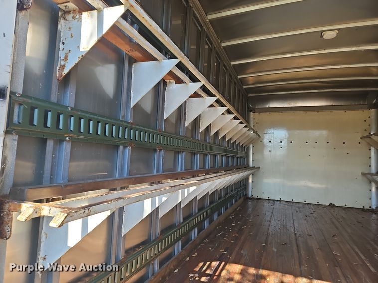 image for item OJ9895 2019 Chevrolet  Silverado 5500 box truck