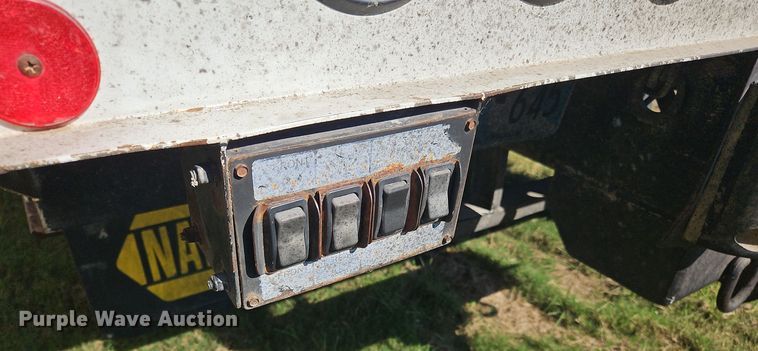 image for item OJ9896 2012 International  7500 bucket truck