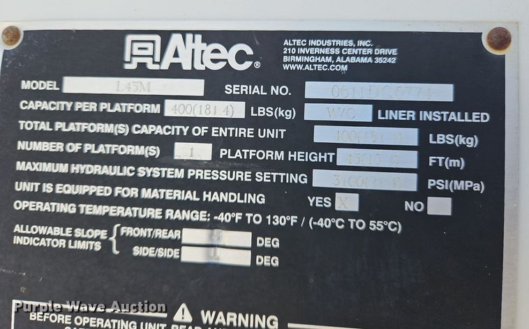 image for item OJ9896 2012 International  7500 bucket truck