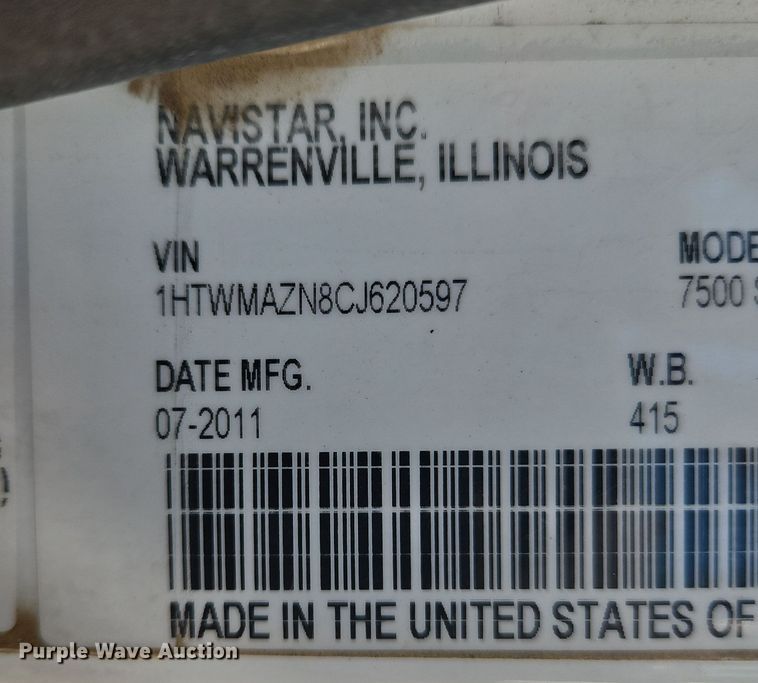 image for item OJ9896 2012 International  7500 bucket truck