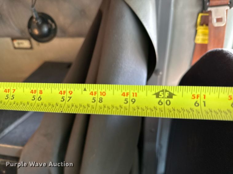 image for item YA0009 2013 Mack CXU613 semi truck