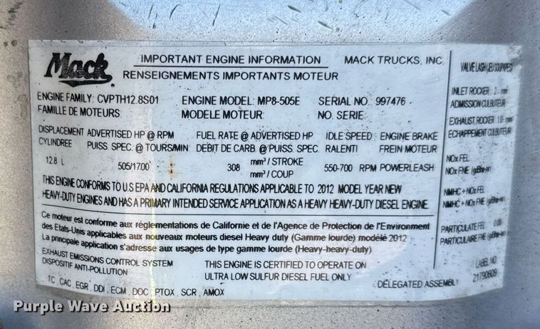 image for item YA0009 2013 Mack CXU613 semi truck