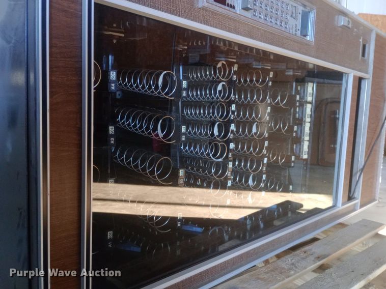 image for item DH1320 Vending machine