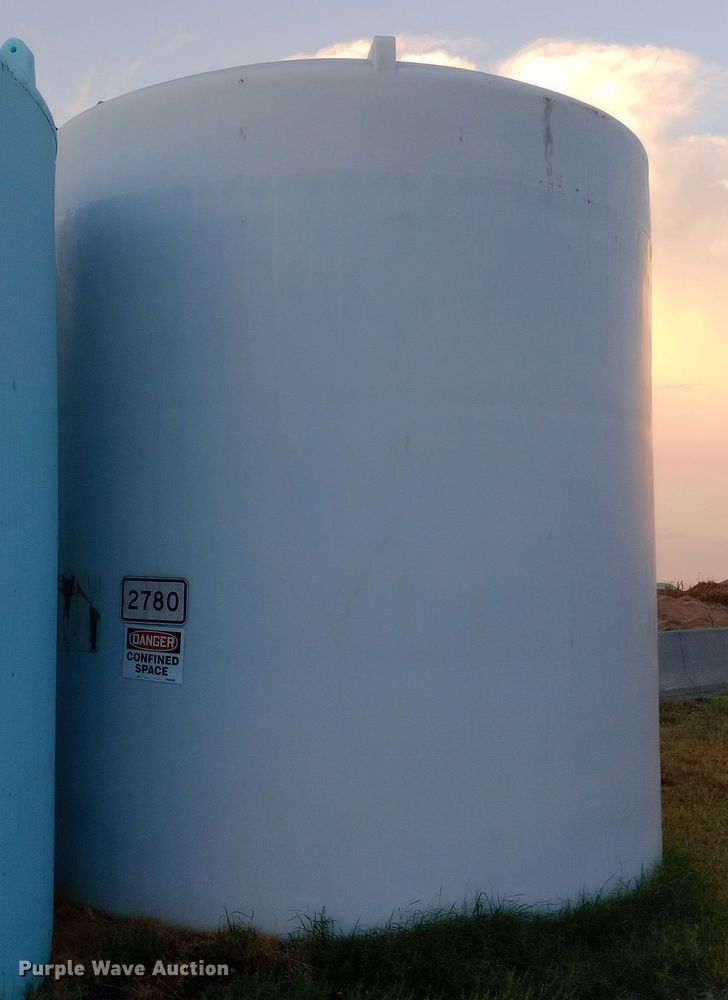 image for item DH1384 Salt brine tank