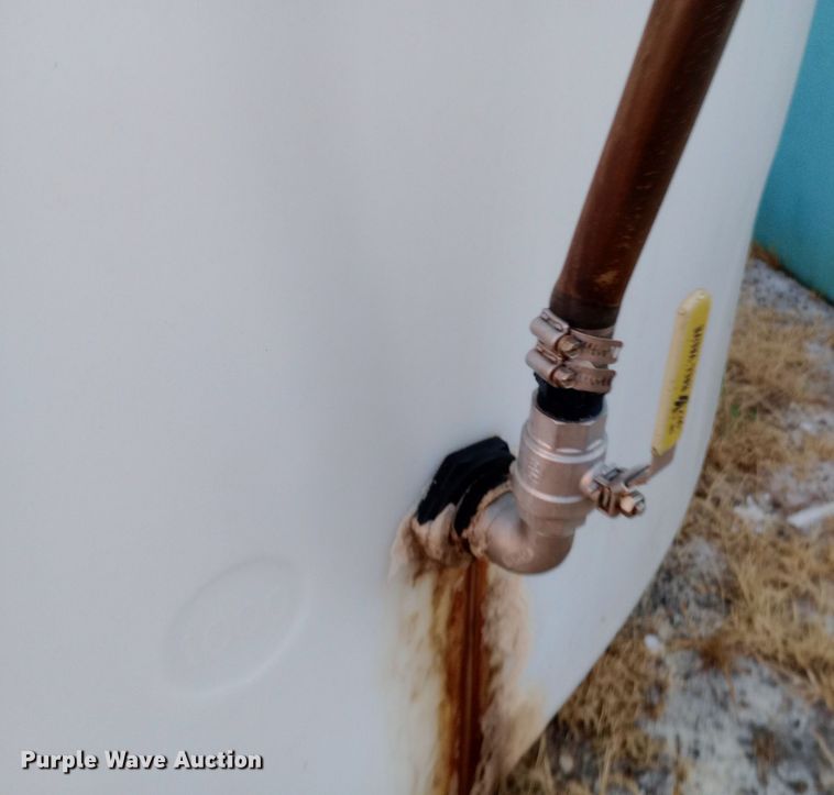 image for item DH1384 Salt brine tank