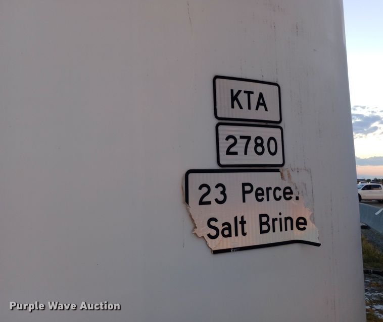 image for item DH1384 Salt brine tank