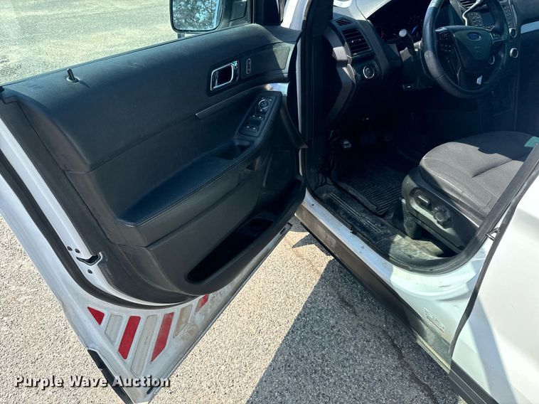 image for item DO1700 2018 Ford Explorer Police Interceptor  SUV