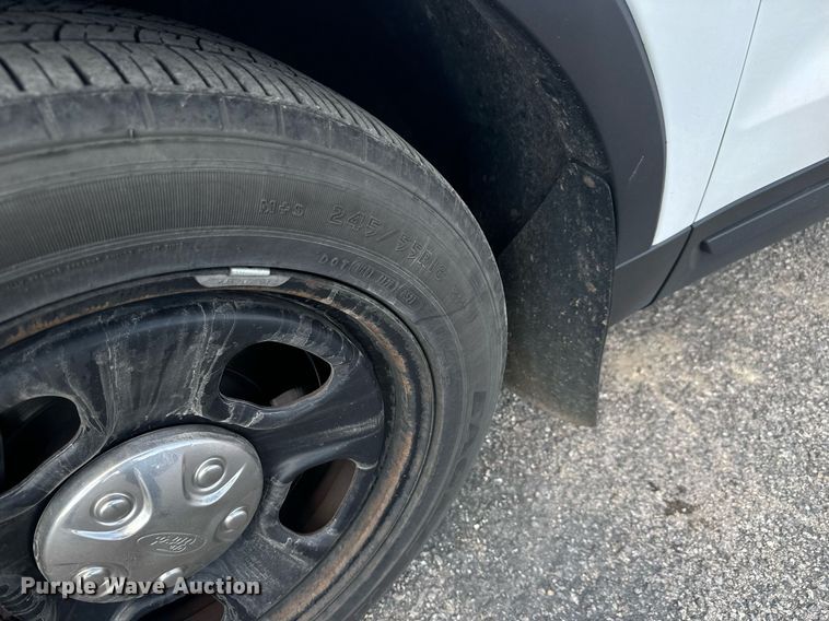 image for item DO1700 2018 Ford Explorer Police Interceptor  SUV