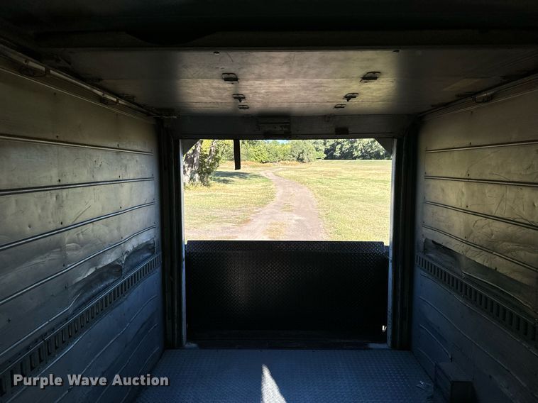 image for item DO1739 1990 Chevrolet  Step Van 30 delivery truck