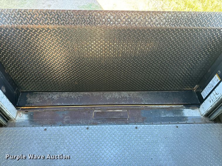 image for item DO1739 1990 Chevrolet  Step Van 30 delivery truck