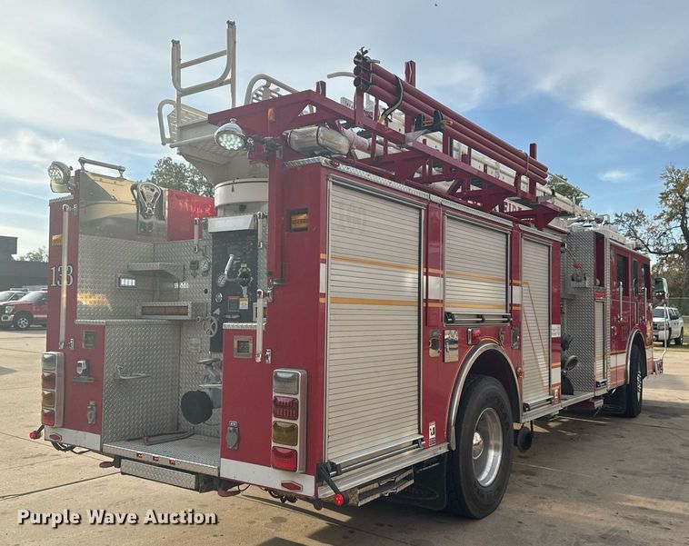 image for item DO7600 2000 Pierce Telesquirt ladder fire truck