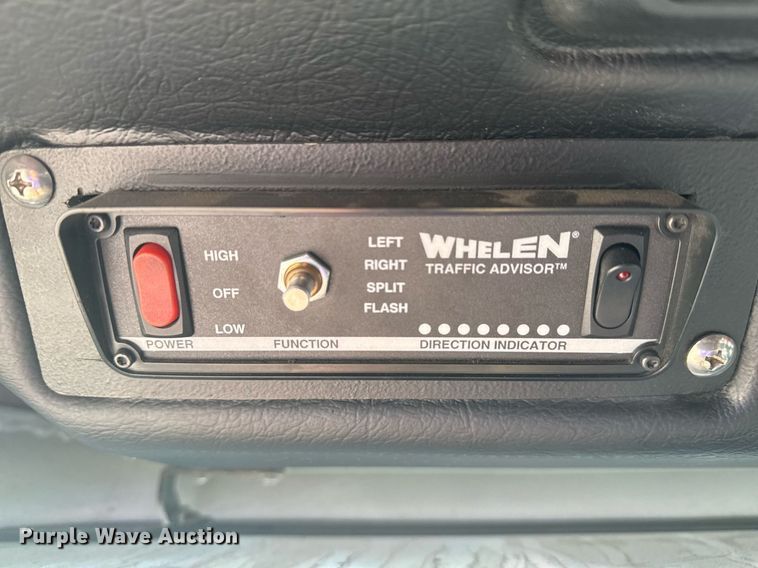 image for item DO7600 2000 Pierce Telesquirt ladder fire truck