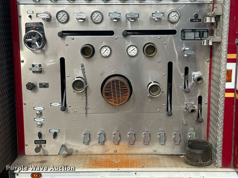 image for item DO7601 1995 Emergency One 1500 pumper fire truck