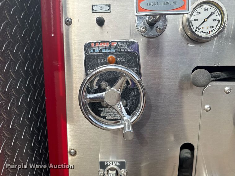 image for item DO7601 1995 Emergency One 1500 pumper fire truck