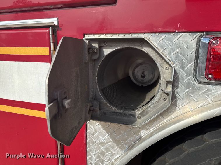 image for item DO7601 1995 Emergency One 1500 pumper fire truck