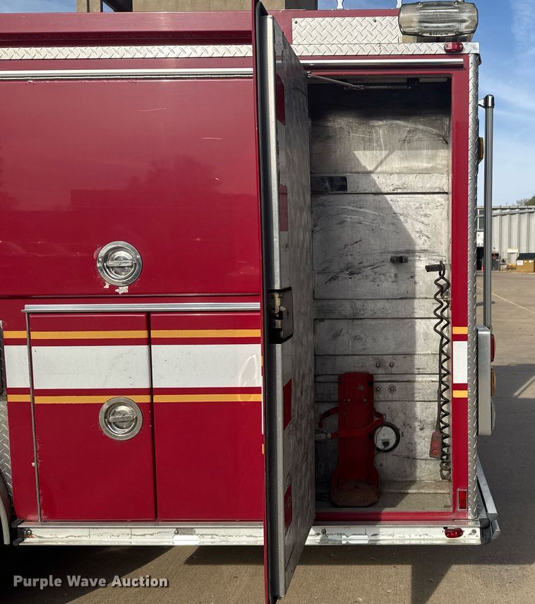 image for item DO7601 1995 Emergency One 1500 pumper fire truck