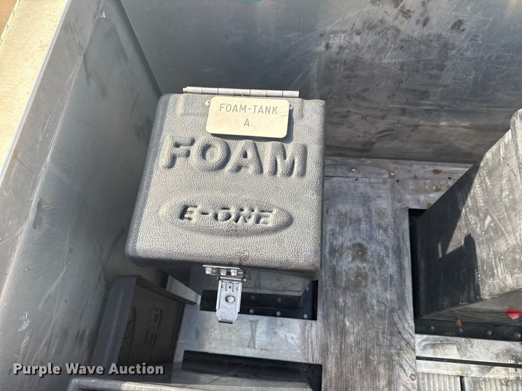 image for item DO7601 1995 Emergency One 1500 pumper fire truck