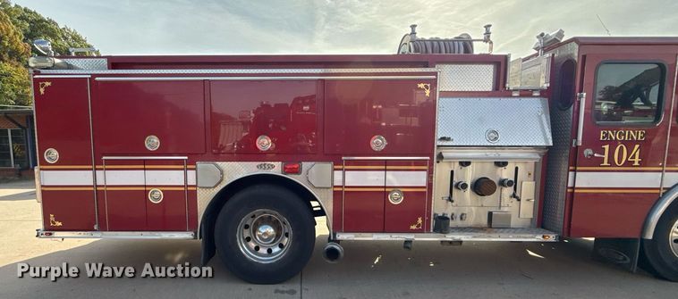 image for item DO7601 1995 Emergency One 1500 pumper fire truck