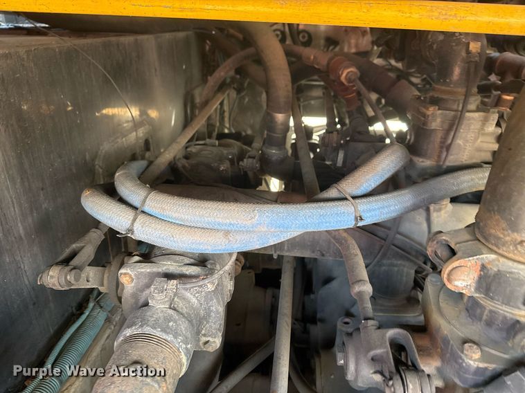 image for item DO7601 1995 Emergency One 1500 pumper fire truck