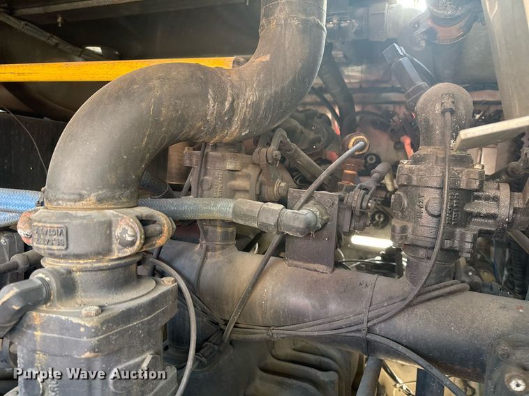 image for item DO7601 1995 Emergency One 1500 pumper fire truck