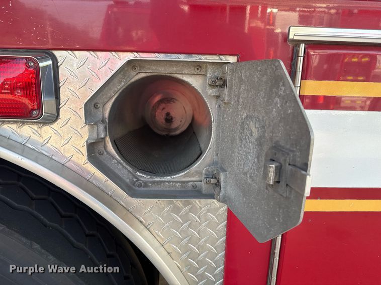 image for item DO7601 1995 Emergency One 1500 pumper fire truck