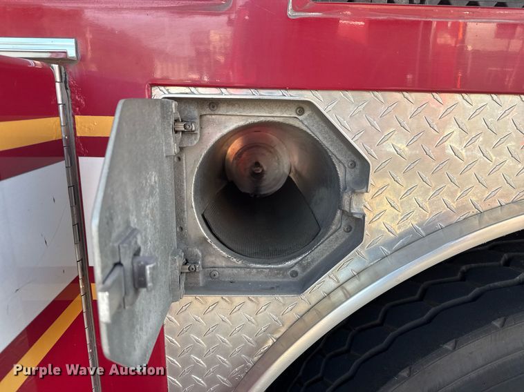 image for item DO7601 1995 Emergency One 1500 pumper fire truck