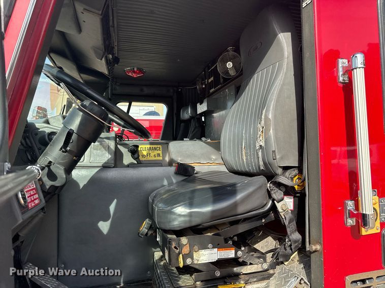 image for item DO7601 1995 Emergency One 1500 pumper fire truck